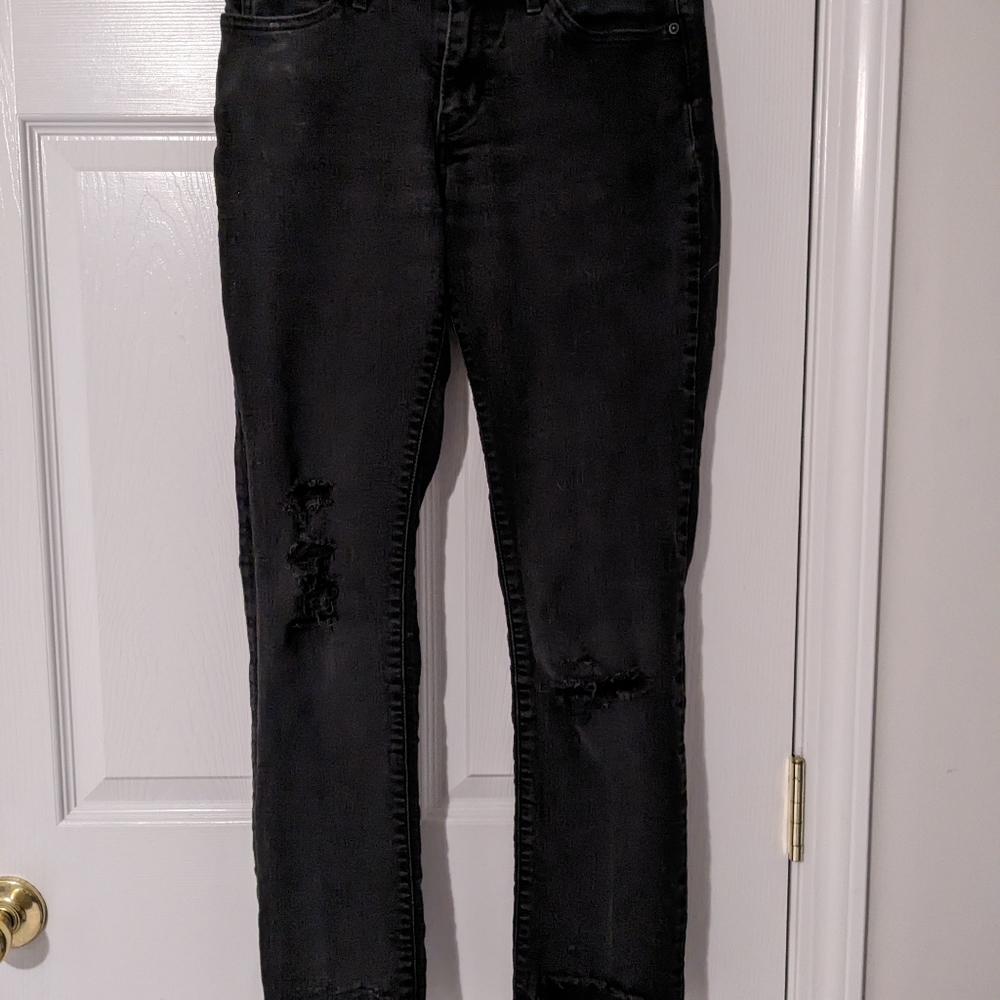 Levi's Bold Curve Classic Rise 4/27 Shredded Slim Leg Black Women's Jeans
